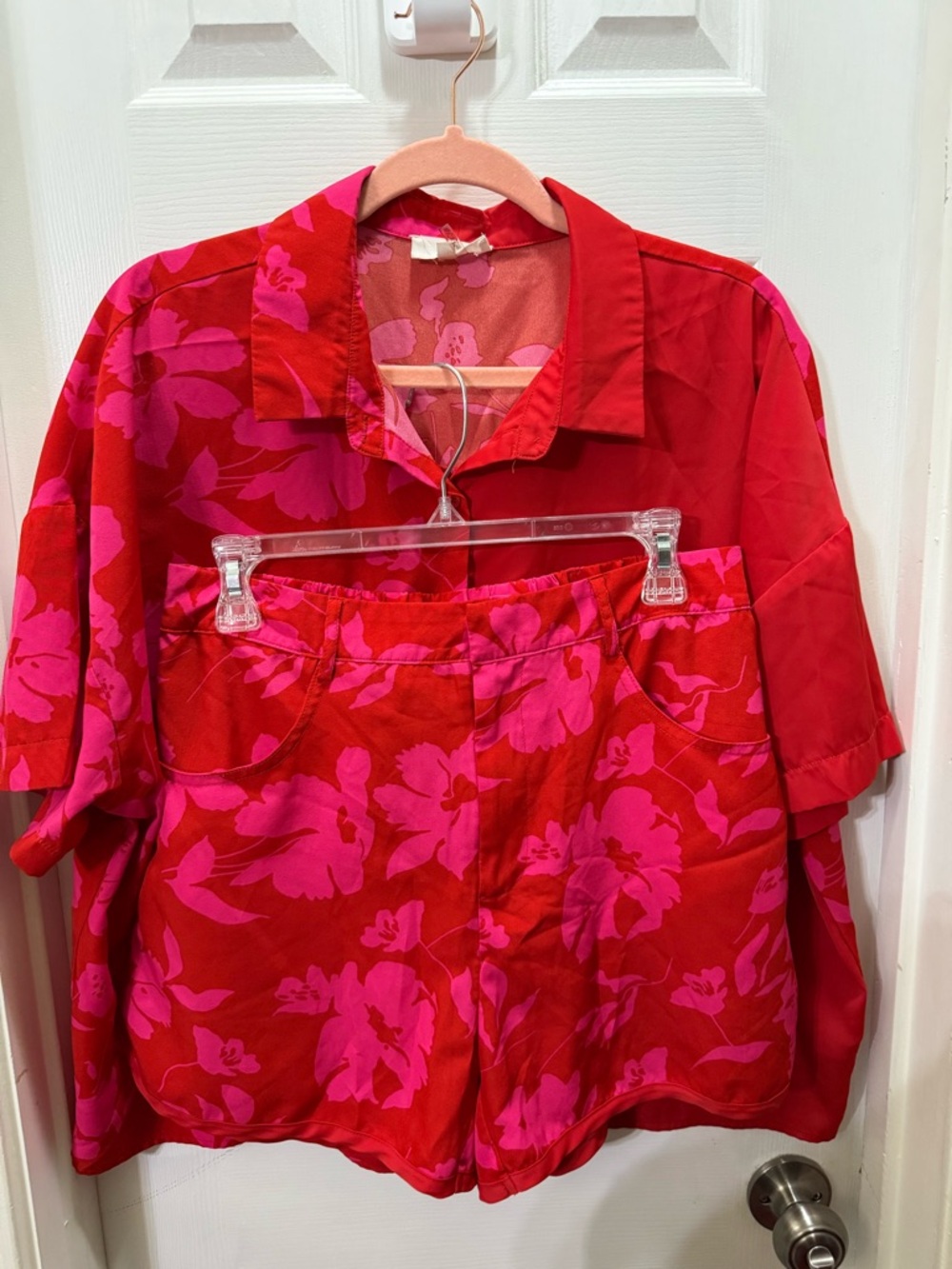 entro Red Button-Up Shirt & short set with Pink Floral Print